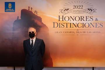 El Cabildo entrega sus honores y distinciones a 19 personas y entidades por su labor en favor de la sociedad grancanaria/TA.